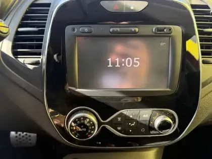 Photo 11 Renault Captur 1.2 TCe 120 Intens