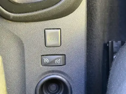 Photo 15 Renault Captur 1.2 TCe 120 Intens