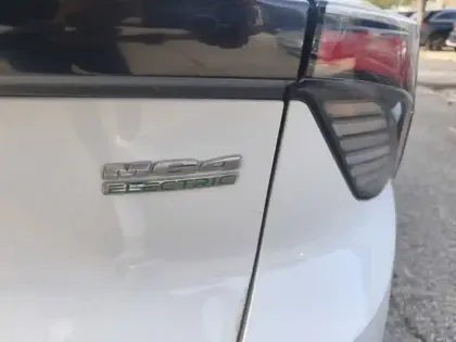 Photo 17 Mg Mg4 Standard 51kWh 125kW