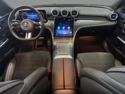 Photo 34 Mercedes Classe C Gén. V (W206) Ph1 AMG Line 4