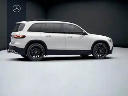 Photo 18 Mercedes GLB 220 d 4MATIC AMG Line