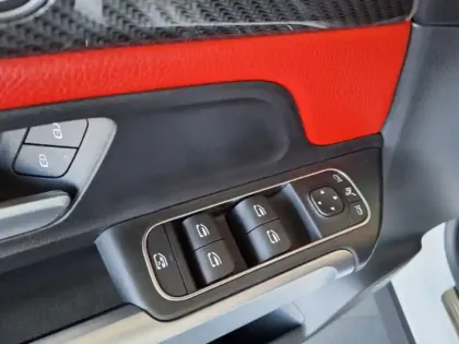 Photo 54 Mercedes GLB 220 d 4MATIC AMG Line