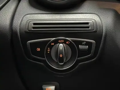 Photo 14 Mercedes Classe GLC GLC 300de 4MATIC SUV AMG Line