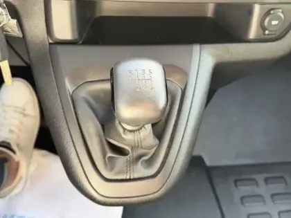 Photo 19 Citroën Spacetourer 2.0 Blue HDi 150 Business M (L