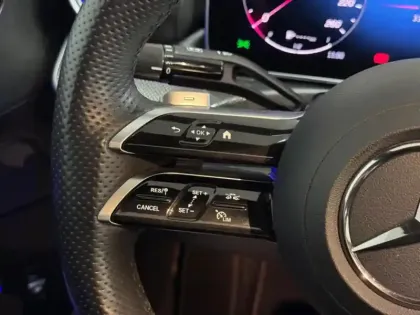 Photo 16 Mercedes Classe C  220 d Berline AMG Lin