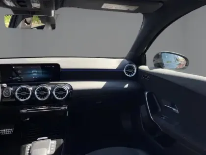 Photo 14 Mercedes Classe A Gén. IV (W177) Ph1 AMG Line 5