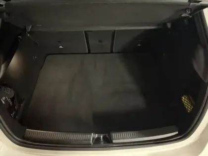 Photo 9 Mercedes Classe A A 200 d AMG Line