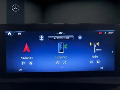 Photo 16 Mercedes Classe A A 200 d AMG Line