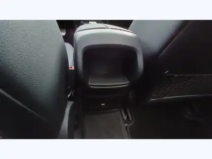 Photo 15 Mercedes Classe A 200 d AMG Line