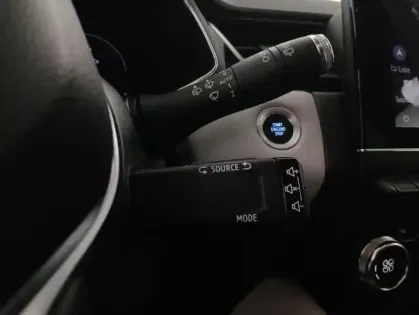 Photo 25 Renault Captur E-Tech Plug-in 160 Intens