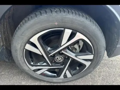 Photo 12 Toyota C-HR   HYBRIDE EDITION MY22 1.8L 122ch