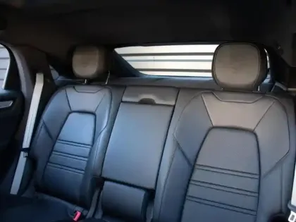 Photo 7 Porsche Cayenne  Coupé 3.0 V6 462ch E-Hybrid Platinum Edition