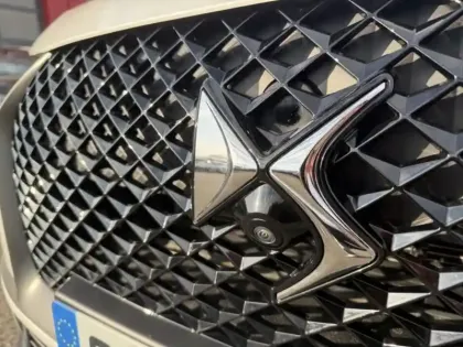 Photo 6 DS DS 7 Gén. I Ph1 Performance Line + 5