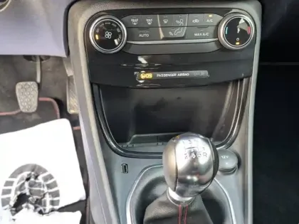 Photo 13 Ford Puma  1.0 Flexifuel 125ch S&S mHEV ST-Line