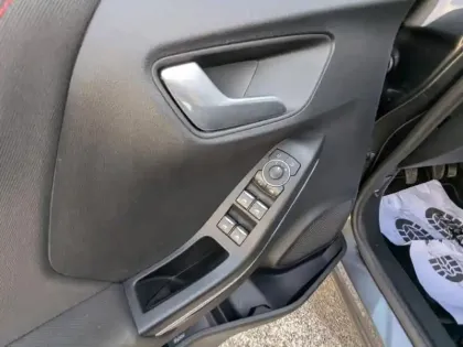 Photo 7 Ford Puma  1.0 Flexifuel 125ch S&S mHEV ST-Line