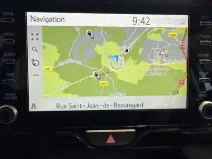 Photo 8 Toyota Yaris  Cross 116h Dynamic Business + Programme Beyond Zero Academy MY22