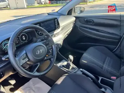 Photo 14 Hyundai Bayon  1.0 T-GDi 100ch Hybrid 48V Initia