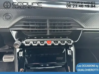 Photo 14 Peugeot 2008  1.2 PureTech 130ch S&S GT EAT8