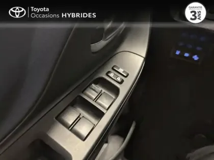 Photo 13 Toyota Yaris  HSD 100h Collection 5p