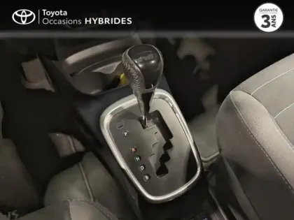 Photo 11 Toyota Yaris  HSD 100h Collection 5p