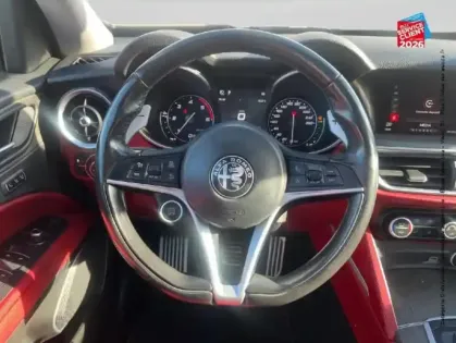 Photo 12 Alfa Romeo Stelvio Gén. I Ph1 Super 5