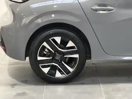 Photo 10 Peugeot 208  1.2 PureTech 100ch S&S Allure