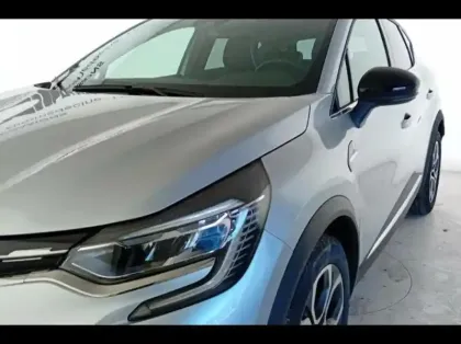 Photo 6 Renault Captur  1.3 TCe mild hybrid 140ch Techno