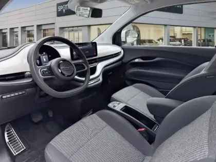 Photo 8 Fiat 500  e 118ch Icône