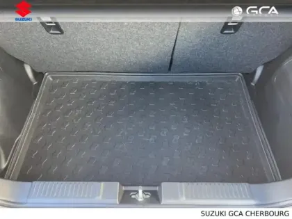 Photo 14 Suzuki Swift  1.2 Hybrid 83ch Privilège