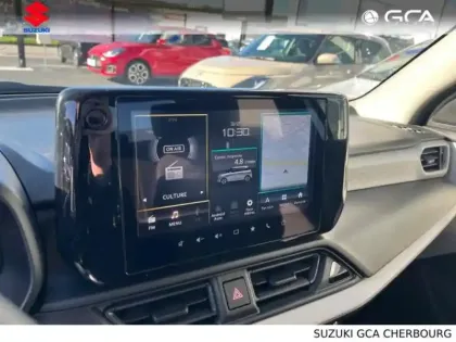 Photo 6 Suzuki Swift  1.2 Hybrid 83ch Privilège