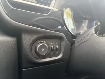 Photo 14 Opel Corsa  1.2 Turbo 100ch Edition