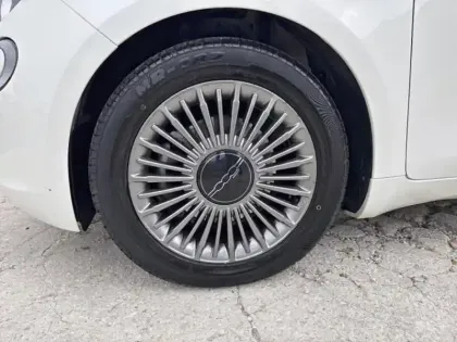 Photo 13 Fiat 500  e 118ch Icône Plus