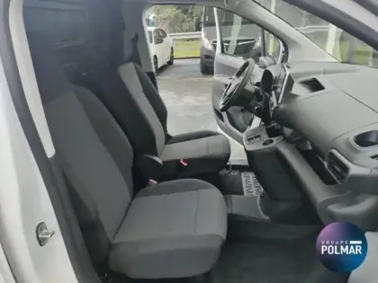 Photo 9 Opel Combo  Cargo M 800kg Electrique 136ch Batterie 54 kWh