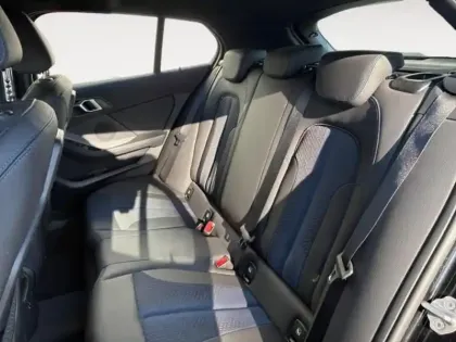 Photo 12 BMW Serie 1 Série 1 118iA 136ch M Sport DKG7