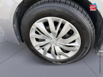 Photo 24 Peugeot 208  1.5 BlueHDi 100ch S/S Active CarPlay