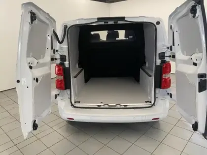 Photo 10 Peugeot Expert  Fg M 2.2 Diesel 180ch Cabine Approfondie Tech Edition automatique