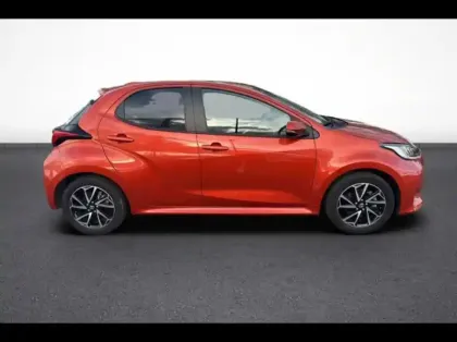 Photo 6 Toyota Yaris  116h Design 5p MY22 NG