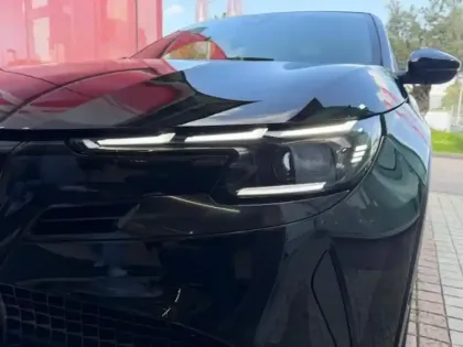 Photo 6 Alfa Romeo Junior  1.2 Ibrida 145ch Techno e-DCT6