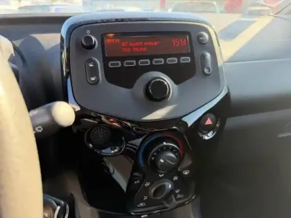 Photo 13 Citroën C1  VTi 72 S&S Feel 5p E6.d