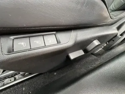 Photo 11 DS DS 3  Crossback PureTech 155ch Grand Chic Automatique 119g