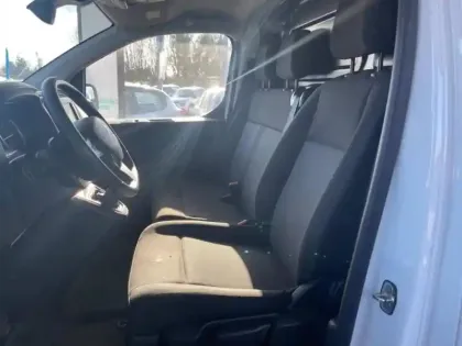 Photo 10 Citroën Jumpy Gén. III Ph1 NG2 Pack Driver 4