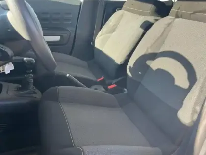 Photo 8 Citroën C3  1.5 BlueHDi 100ch S&S Feel AUTO-ECOLE