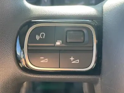 Photo 13 Citroën C3  1.5 BlueHDi 100ch S&S Feel AUTO-ECOLE