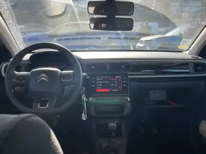 Photo 7 Citroën C3  1.5 BlueHDi 100ch S&S Feel AUTO-ECOLE