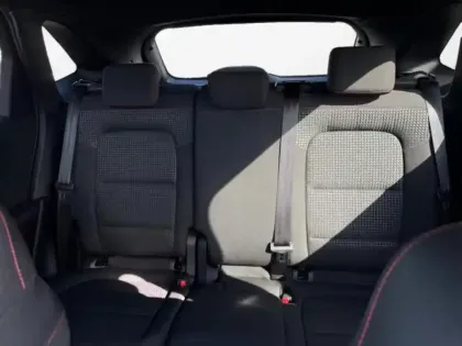 Photo 12 Ford Kuga  2.5 Duratec 190ch FHEV ST LINE Bussiness BVA