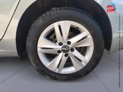 Photo 9 Volkswagen Golf  1.5 eTSI EVO2 116ch Life Plus DSG7 Siege chauf