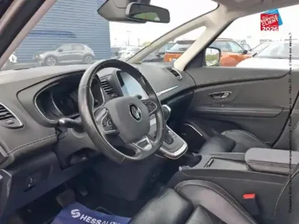 Photo 14 Renault Scenic  1.7 Blue dCi 150ch Initiale Paris EDC