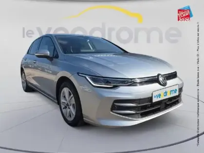 Photo 17 Volkswagen Golf  1.5 eTSI EVO2 116ch Life Plus DSG7 Siege chauf