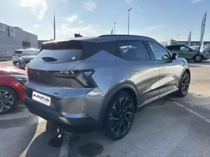 Photo 5 Renault Scenic  E-Tech Electric 220ch Techno esprit Alpine grande autonomie -24