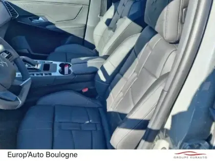 Photo 10 DS DS 7  1.6 Plug-in Hybrid 4x4 300ch Etoile